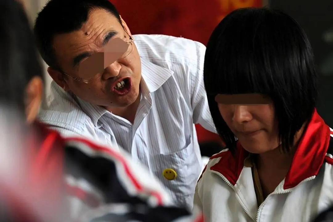 什么样的孩子容易早恋父母怎么办?青少年心理咨询机构