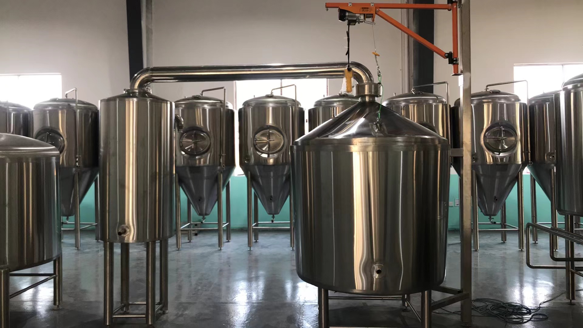 低成本创业首选:小型精酿啤酒设备投入与回报分析