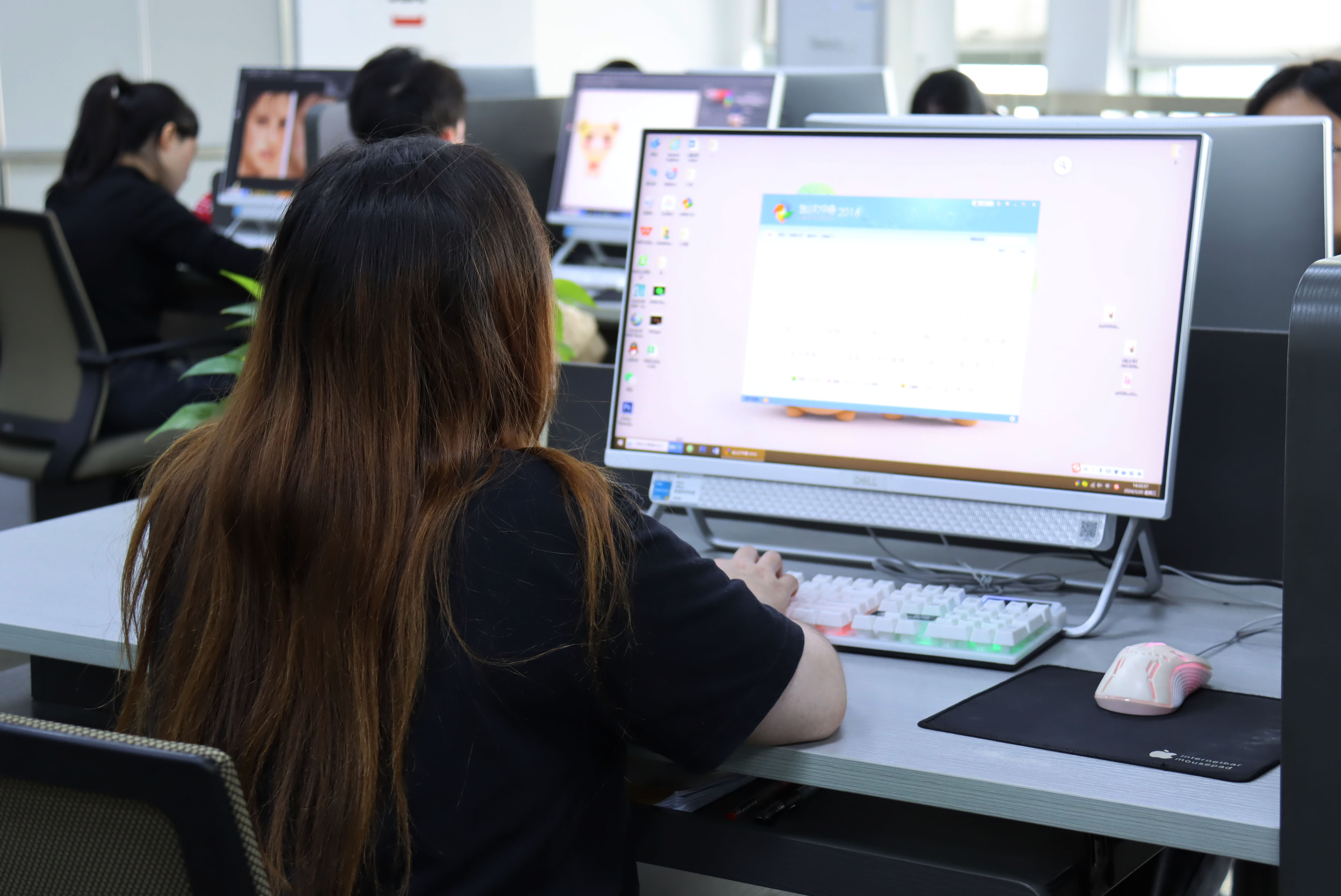 企业管理系统定制：构建未来的桥梁