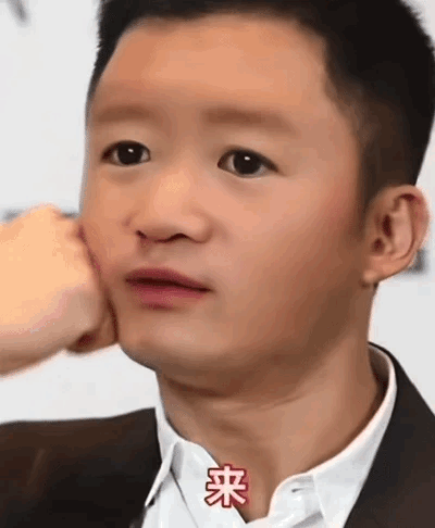 吴京"坦克没后视镜"梗笑翻网友:用力过猛的表演,真战士从不靠嘴!