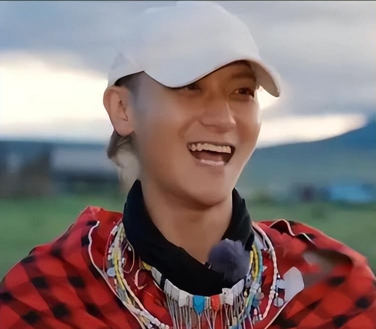 非洲综艺到甜品届cp:黄子韬徐艺洋首次同框