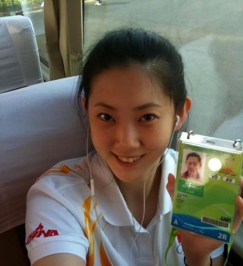 女排名将薛明:退役后经营花店,曾与央视编导闪婚后迅速离婚,现状如何?