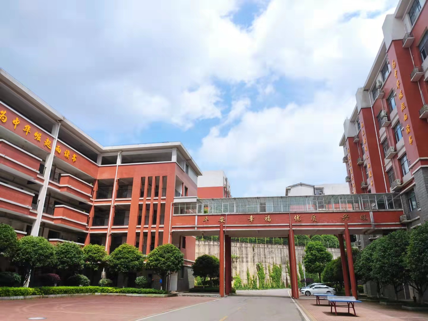 长沙明达复读学校师资力量