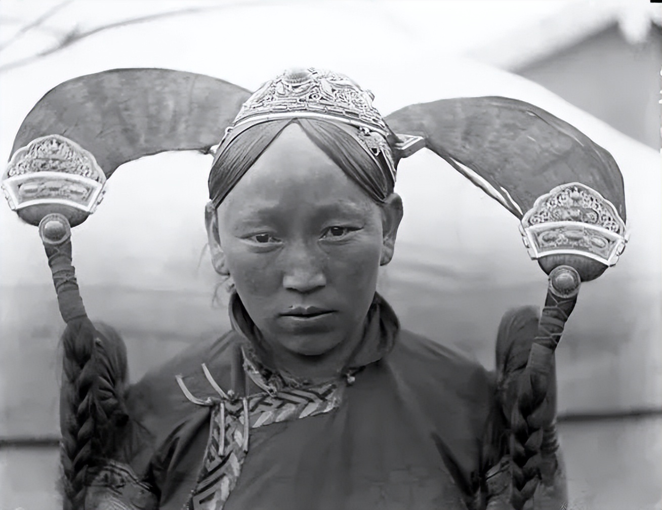 罕见老照片曝光,120年前的蒙古人长这样!第5张太震撼了!