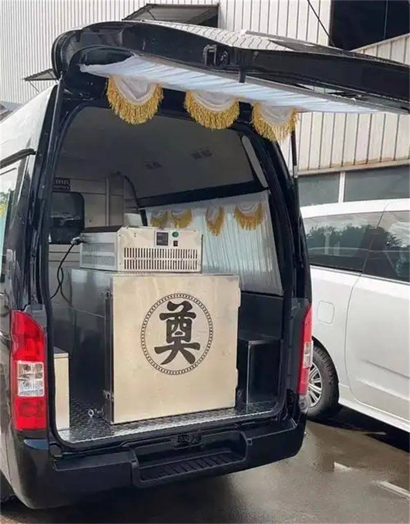 延庆遗体转运车租赁 老人去世落叶归根 长途殡葬车
