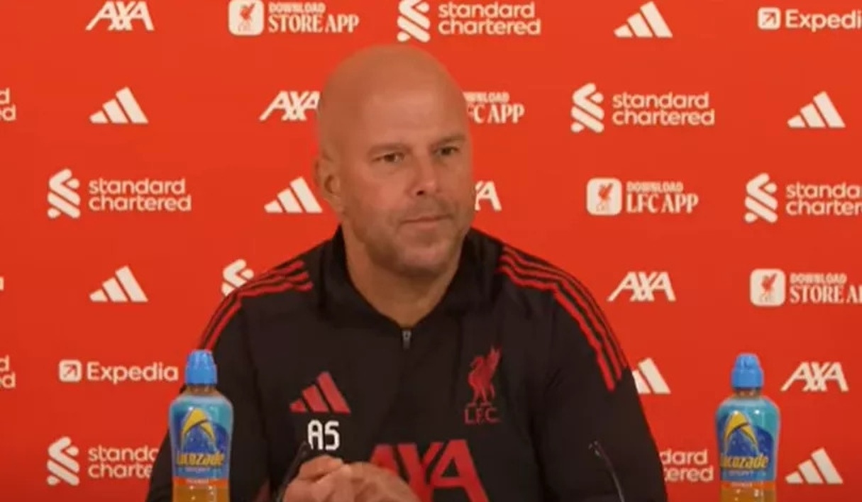 关于基耶萨无缘欧冠大名单红军锋线抉择引争议的信息