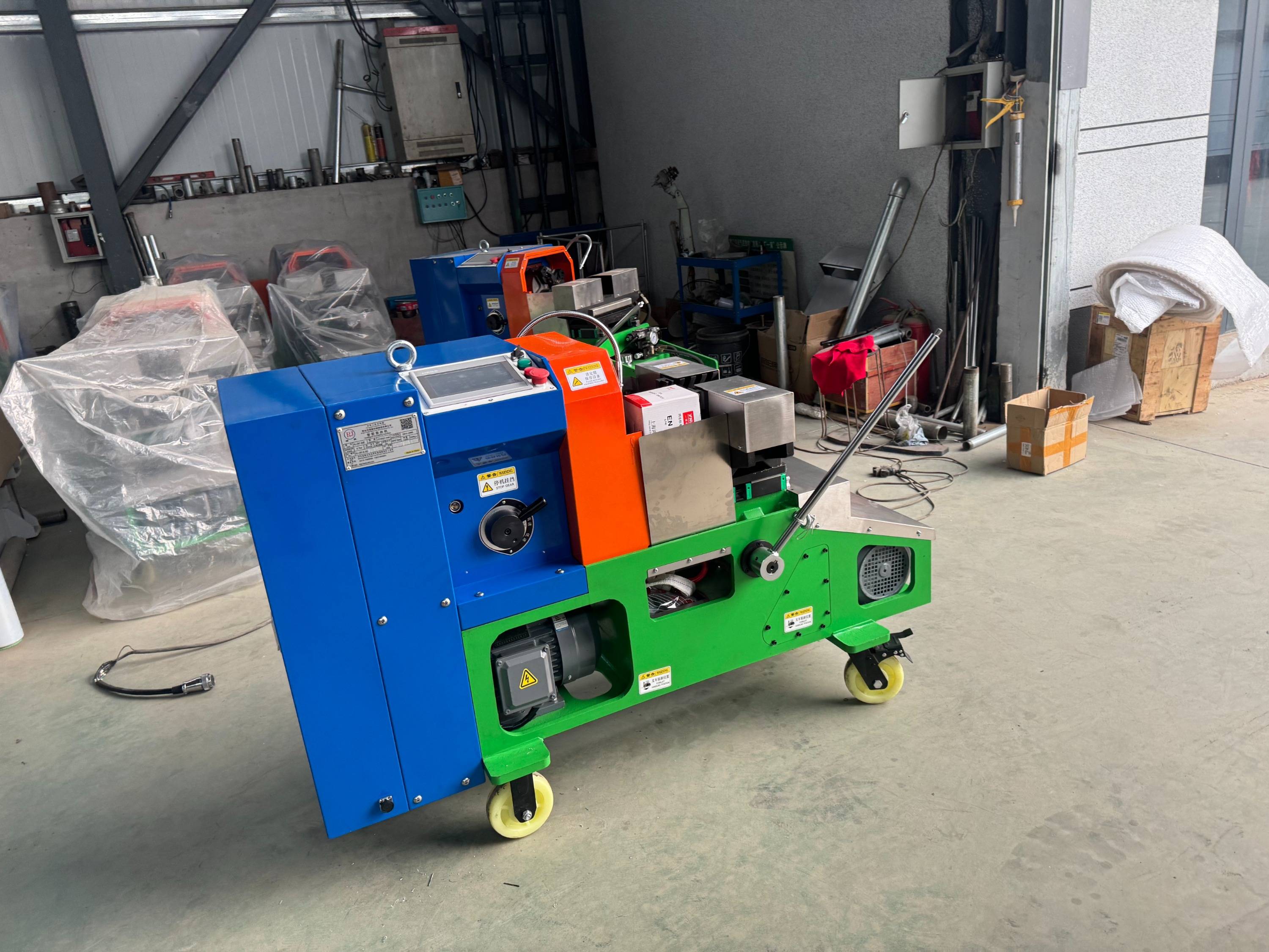 全自动圆棒套丝机