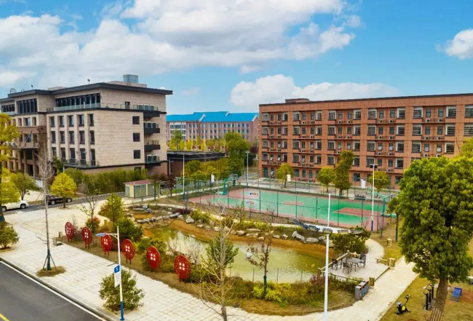 长沙汽车工业学校:匠心育才的职教标杆