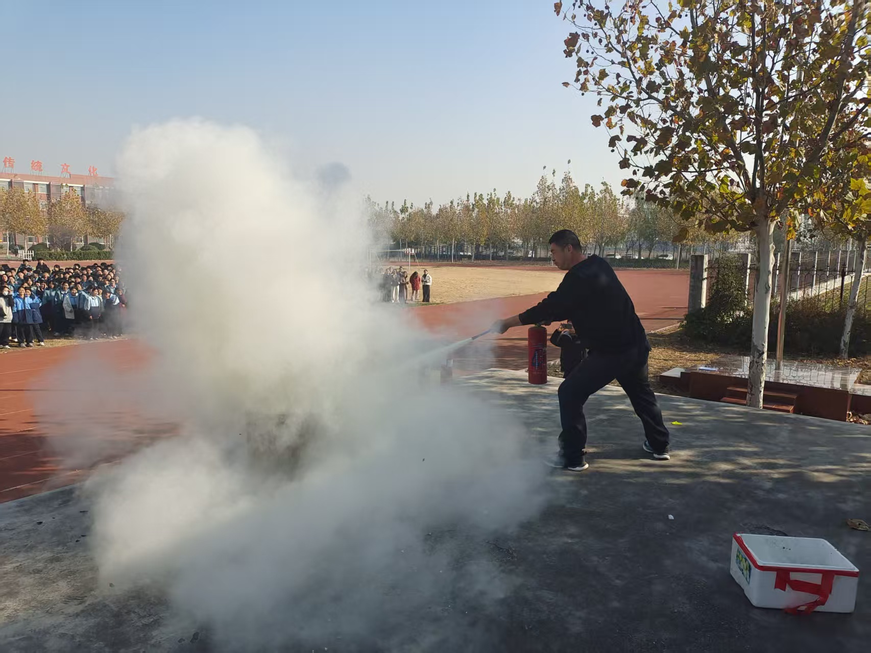 筑牢校园安全防线,提升师生应急能力