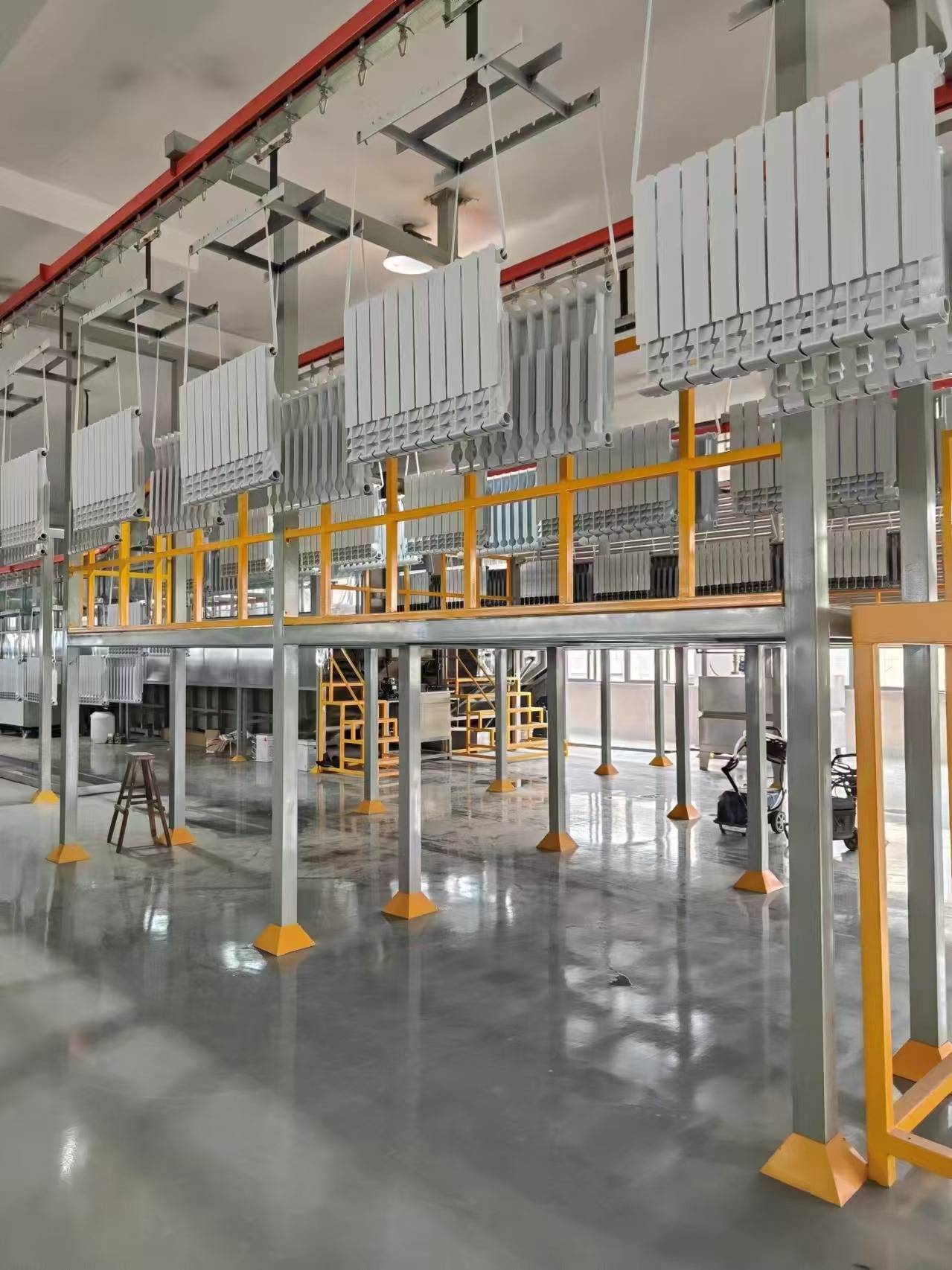 河南喷粉生产线高效运作 助力工业制造新发展