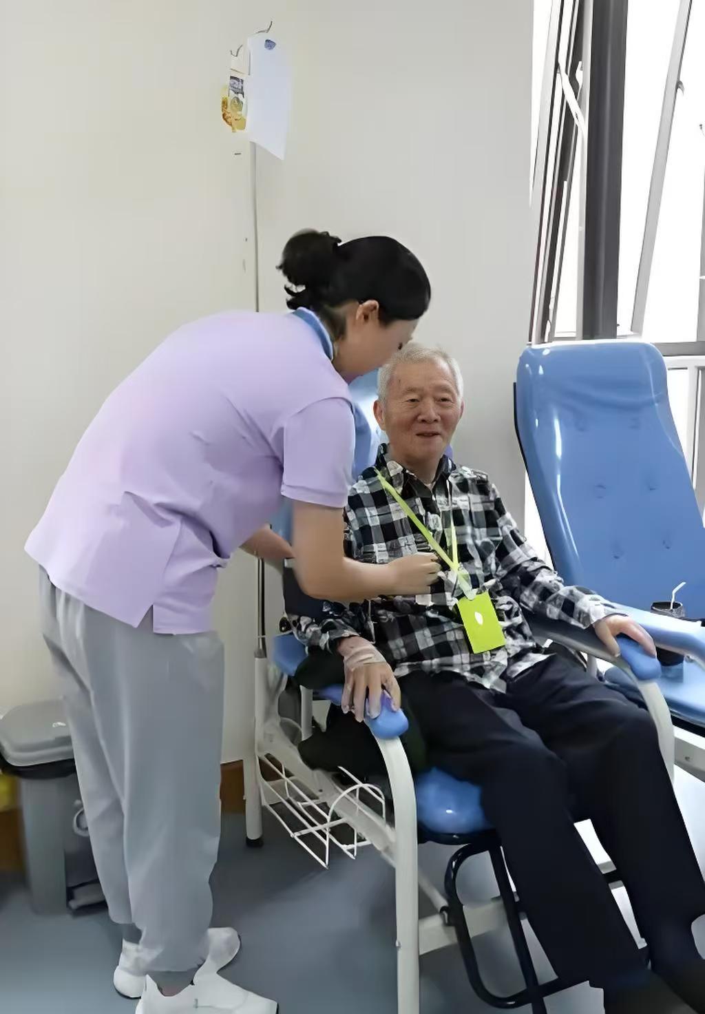 包含望京医院检查陪护加挂号老人就医全程照料，每一步都安稳的词条