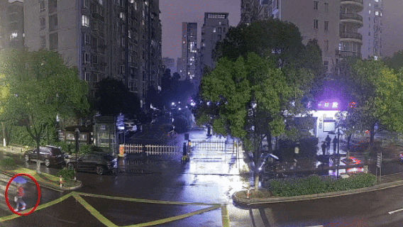 酷暑驾车时别让情绪掌控方向-有驾