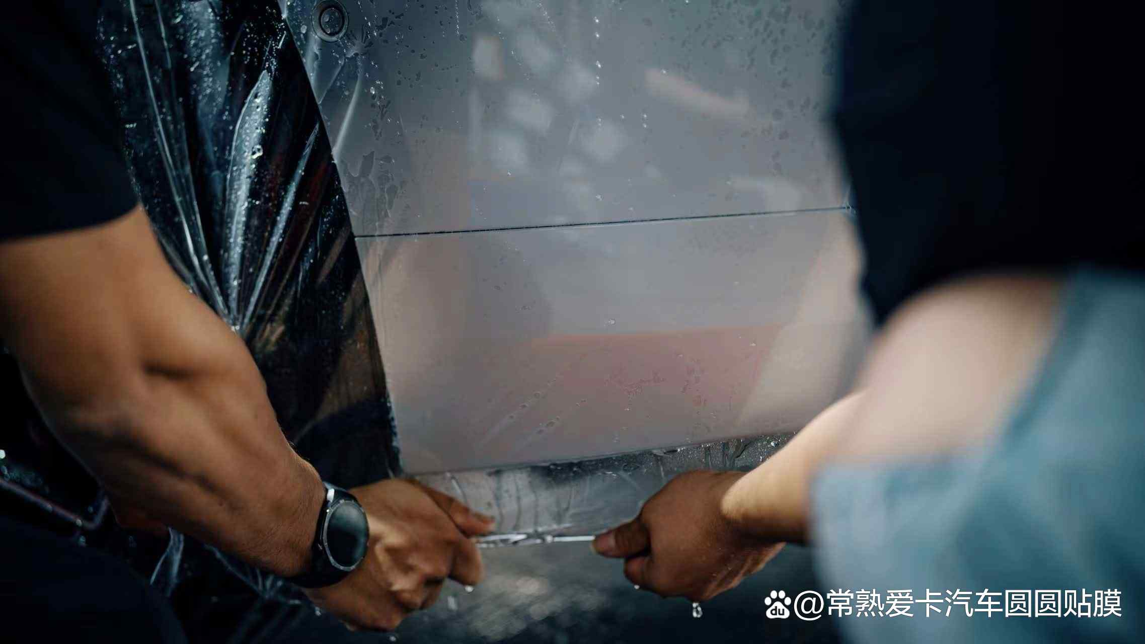 常熟爱卡汽车圆圆贴膜