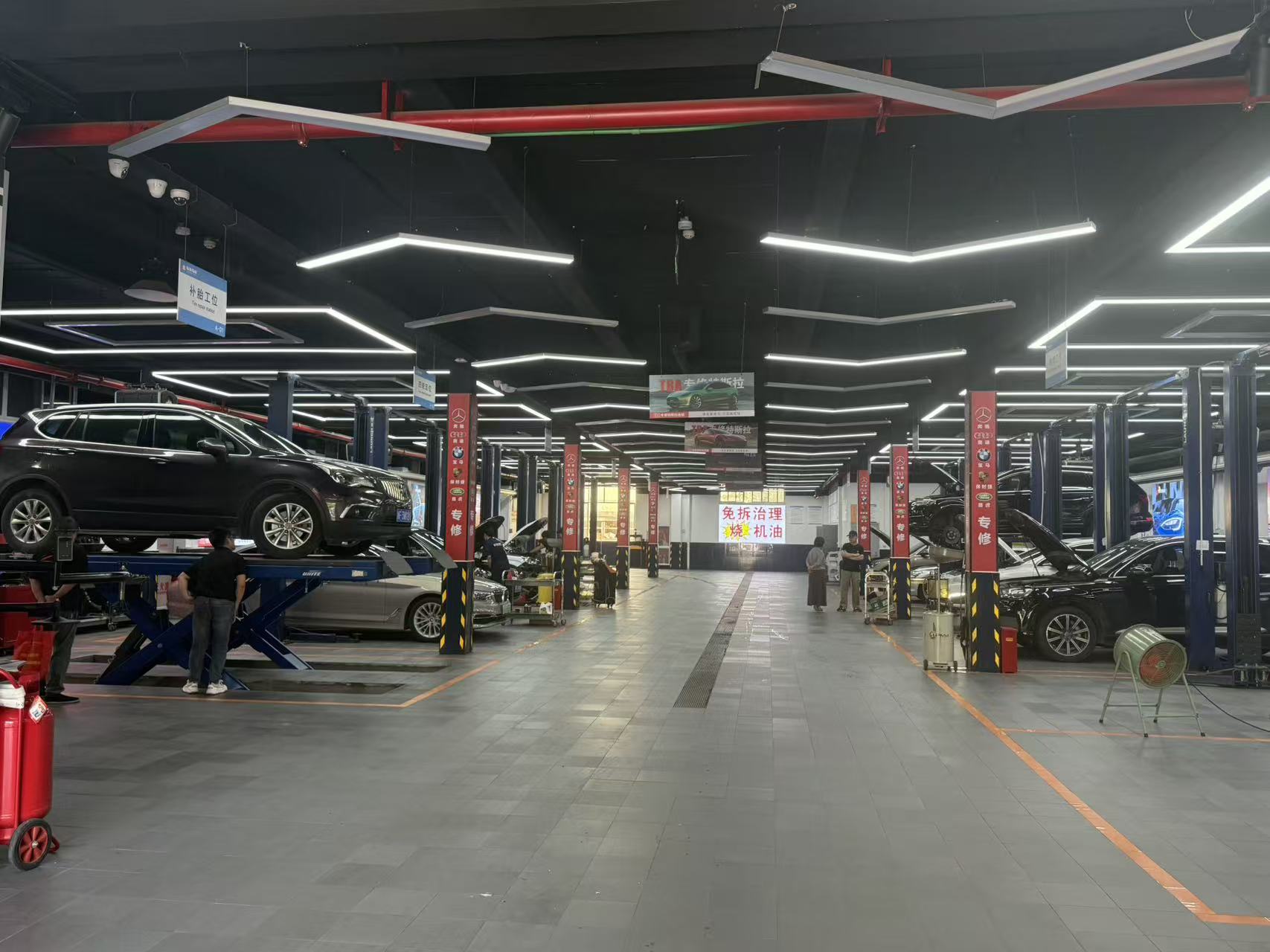 杭州车水马龙维修车间