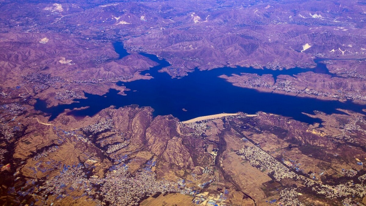 河北最大水库之一,就在保定市,西湖库容0.14亿方,它11.3亿