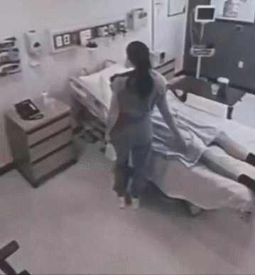 女护士好坏，刚做完“包皮”，这种玩笑不能开（GIF）_我想网