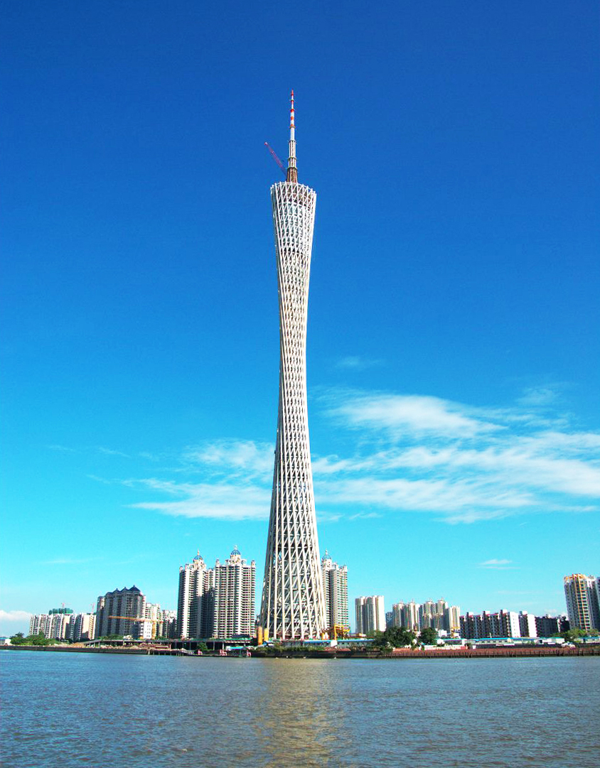 广州塔:婀娜多姿的"小蛮腰"