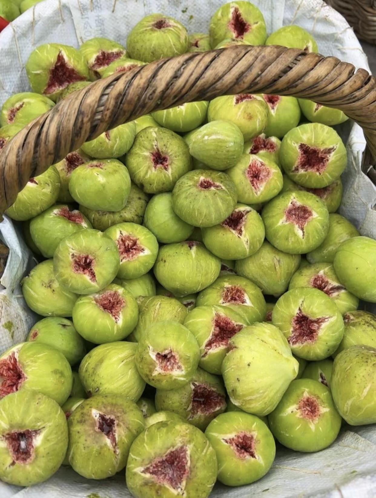 山东威海青皮无花果,软糯香甜,一咬流蜜,一年只能吃2次!