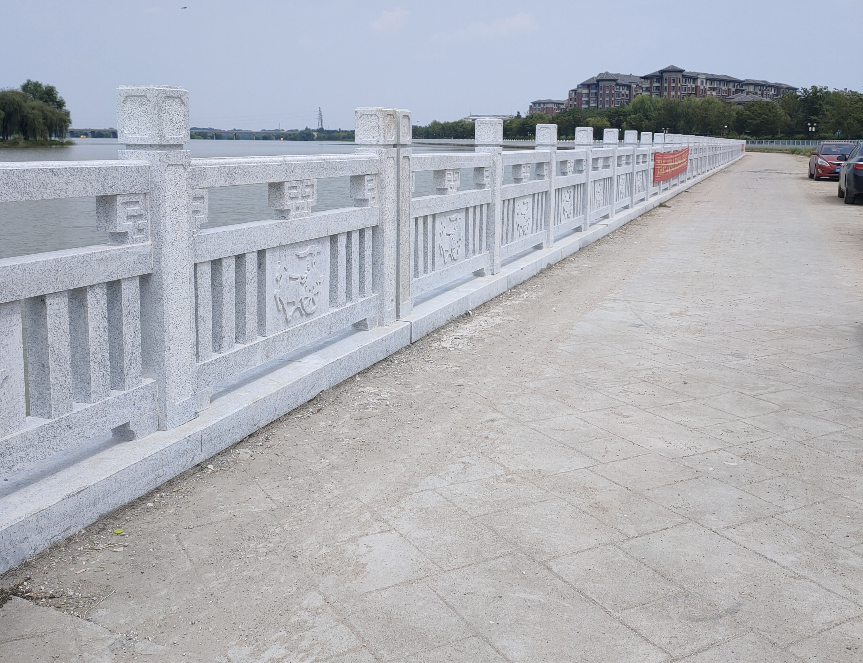 坚如磐石,美若天成