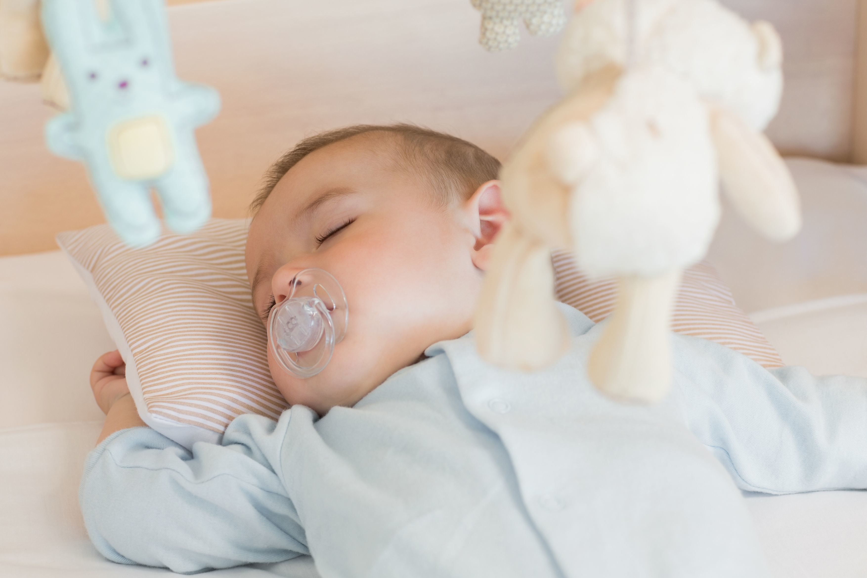 一分钟英语-catch some zs(睡觉)