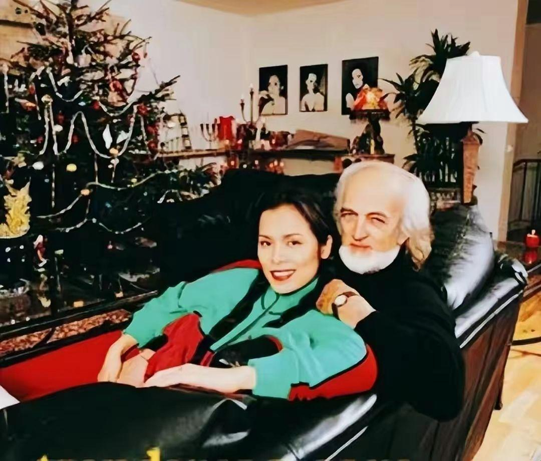 60岁韦唯近状:家暴前夫去世,住纽约豪宅,现在3个儿子成其心结