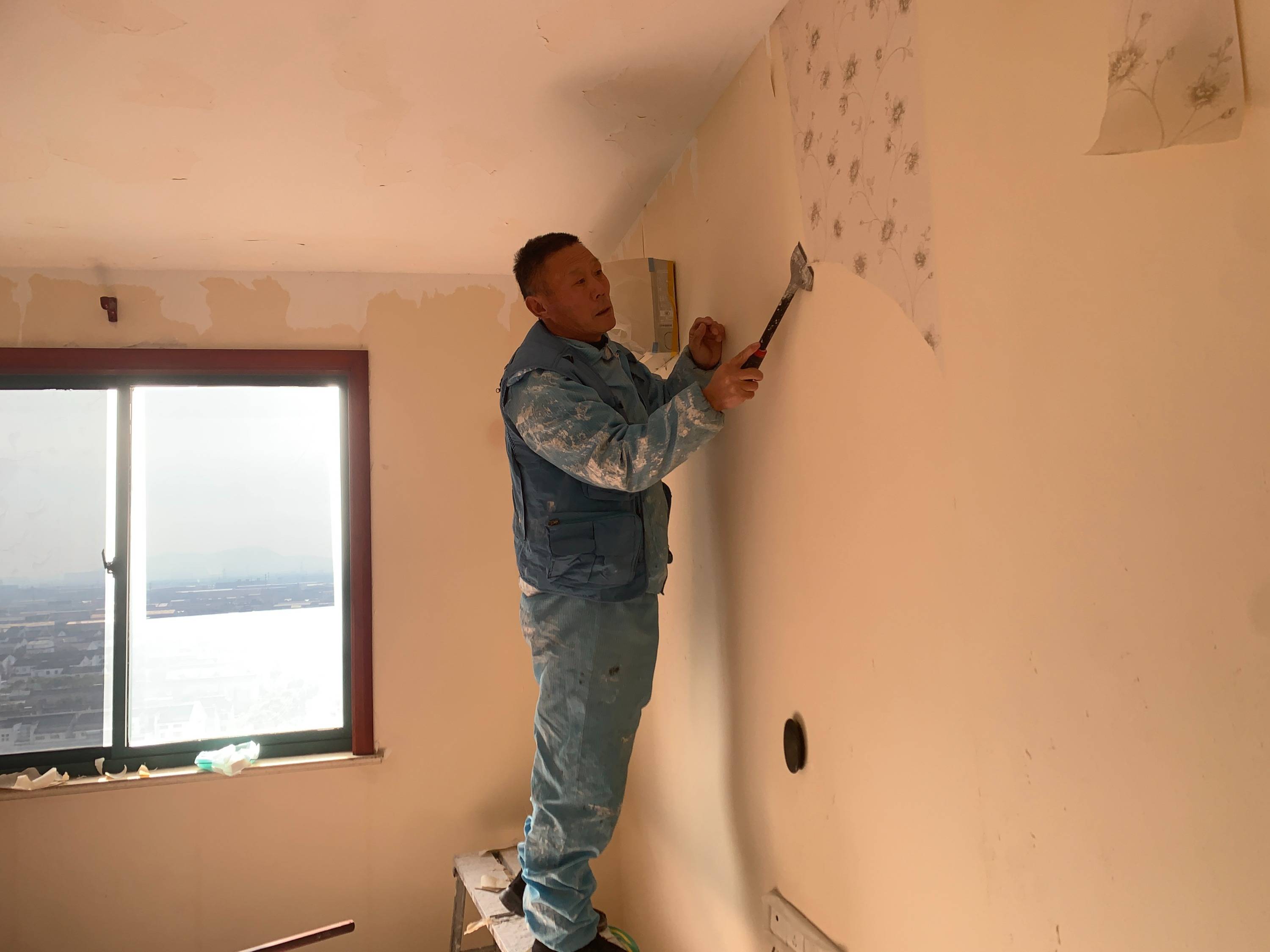 规划先行:翻新前,明确风格与预算,合理规划空间布局