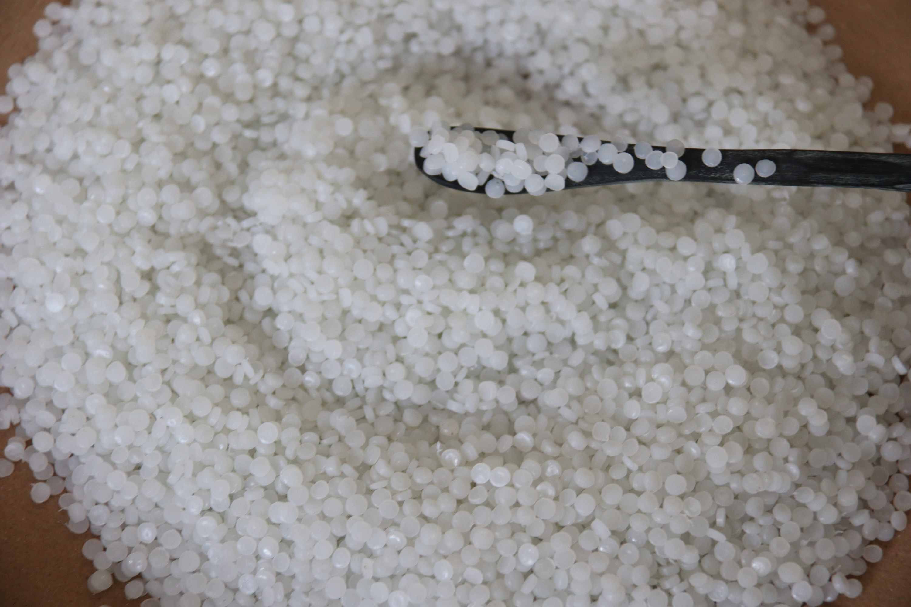 透明改性pe再生塑料颗粒