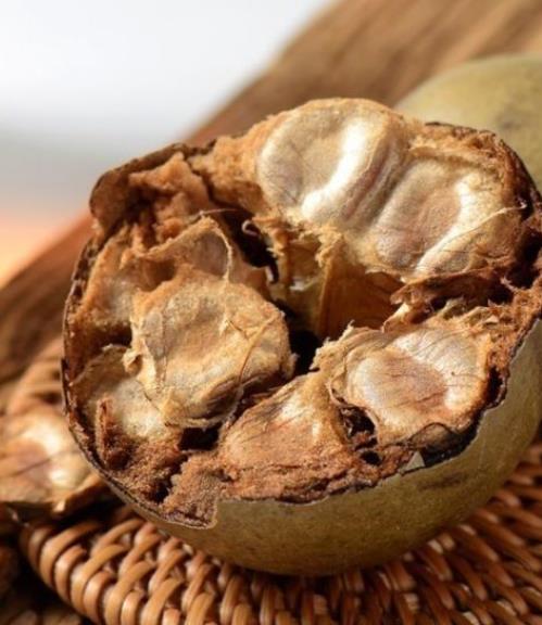 罗汉果是凉性还是热性,可以泡几天?看完就懂,分享正确吃法!