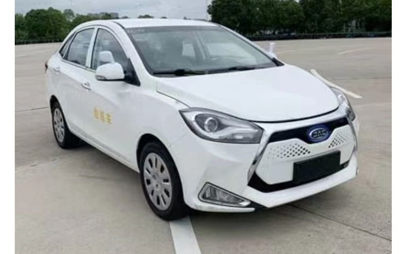 专业的汽车销售服务团队