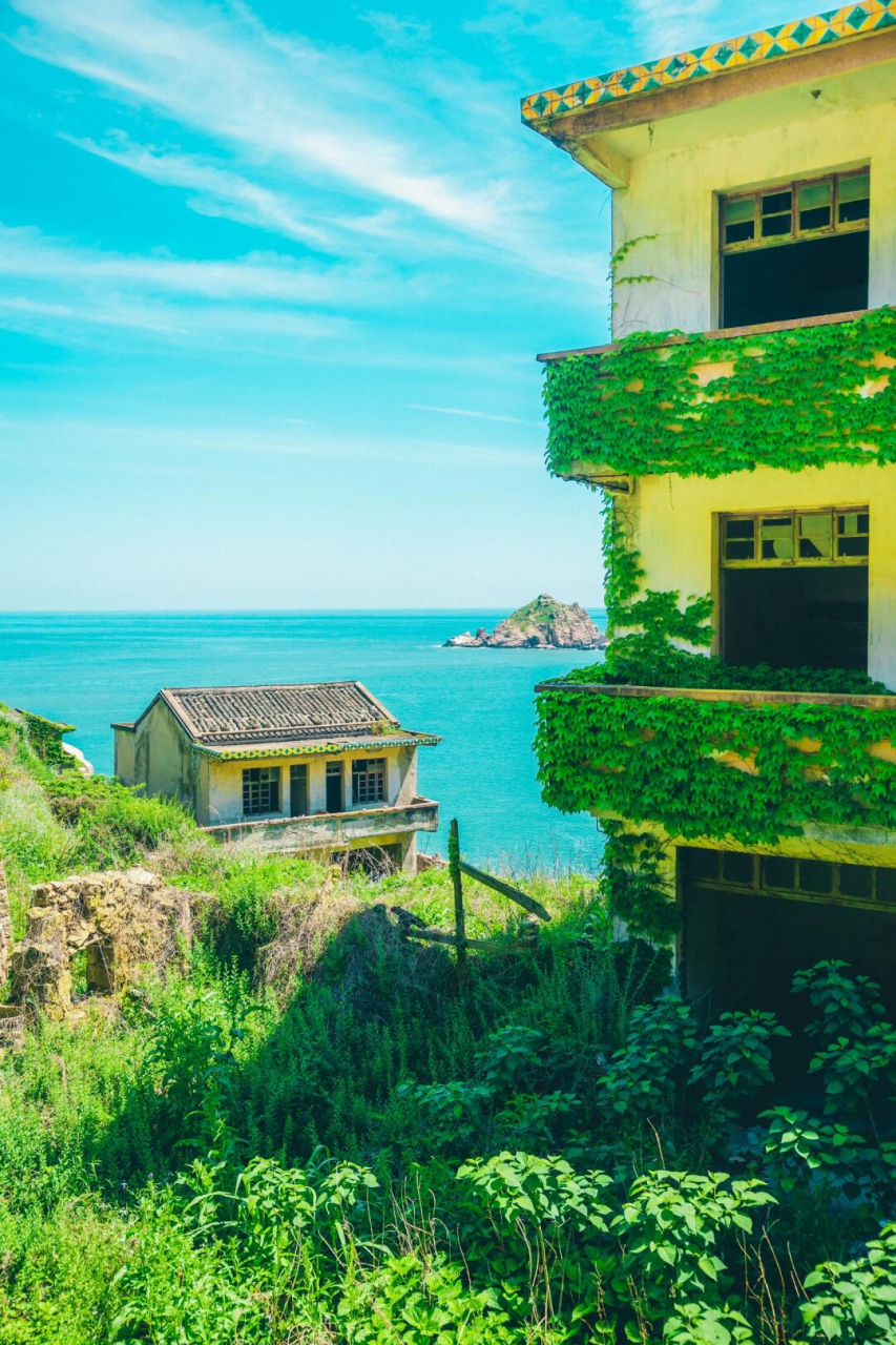 嵊泗无人村,海天一色中做孤独的守望者