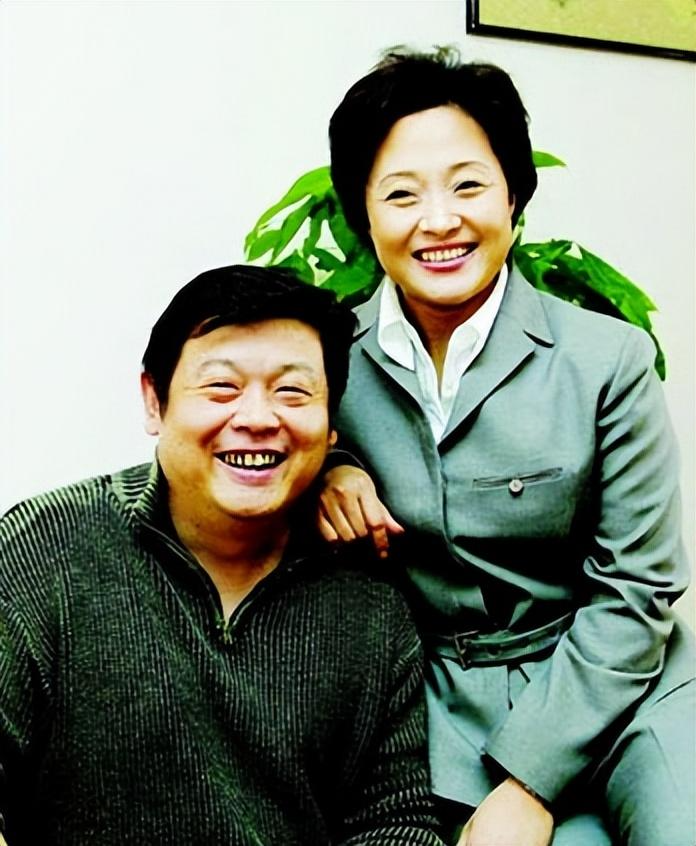 演员张秋芳:丈夫傅彪病逝18年后,儿子引导她在悲痛中坚强