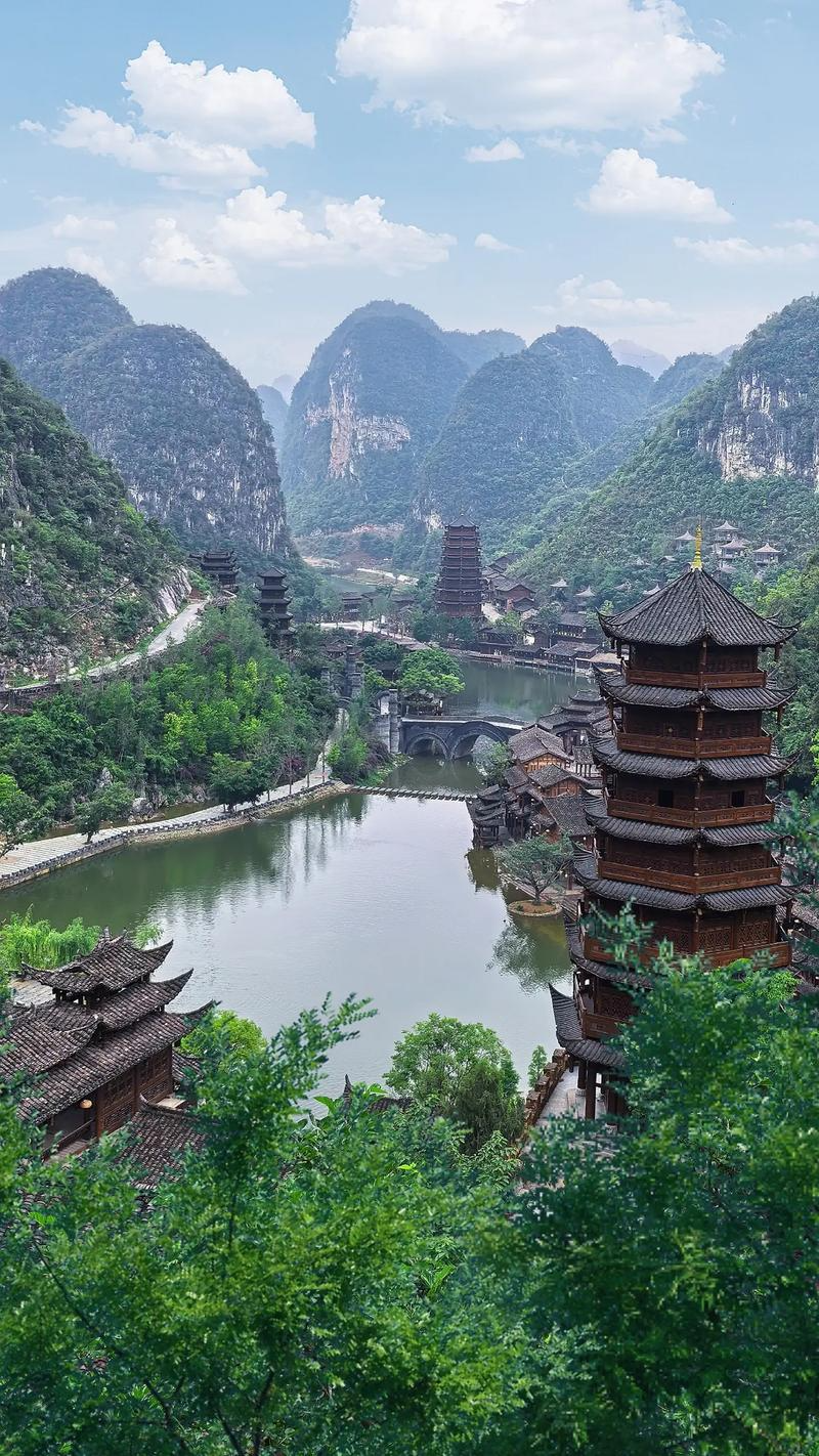 安顺一日游必去景点图片