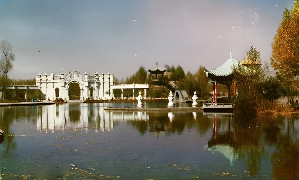 老照片:80年代青海西宁,城市和人文风貌独特