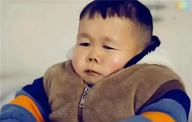 "袖珍人"吴康:37岁身高72厘米,智力不输成年人,如今再次创业