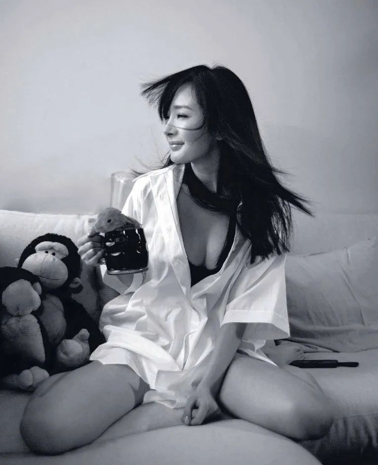 杨幂《男人装》写真大片,系列最佳!幂姐真是yyds!