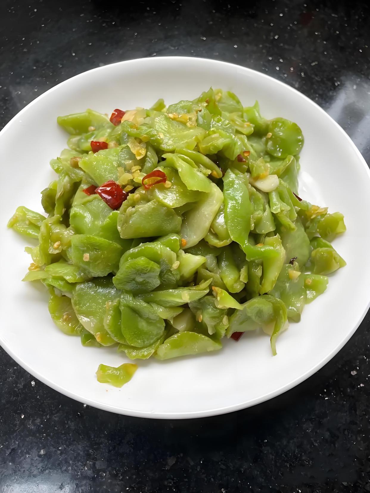 莴笋干的3种家常做法,脆嫩可口,回味无穷!