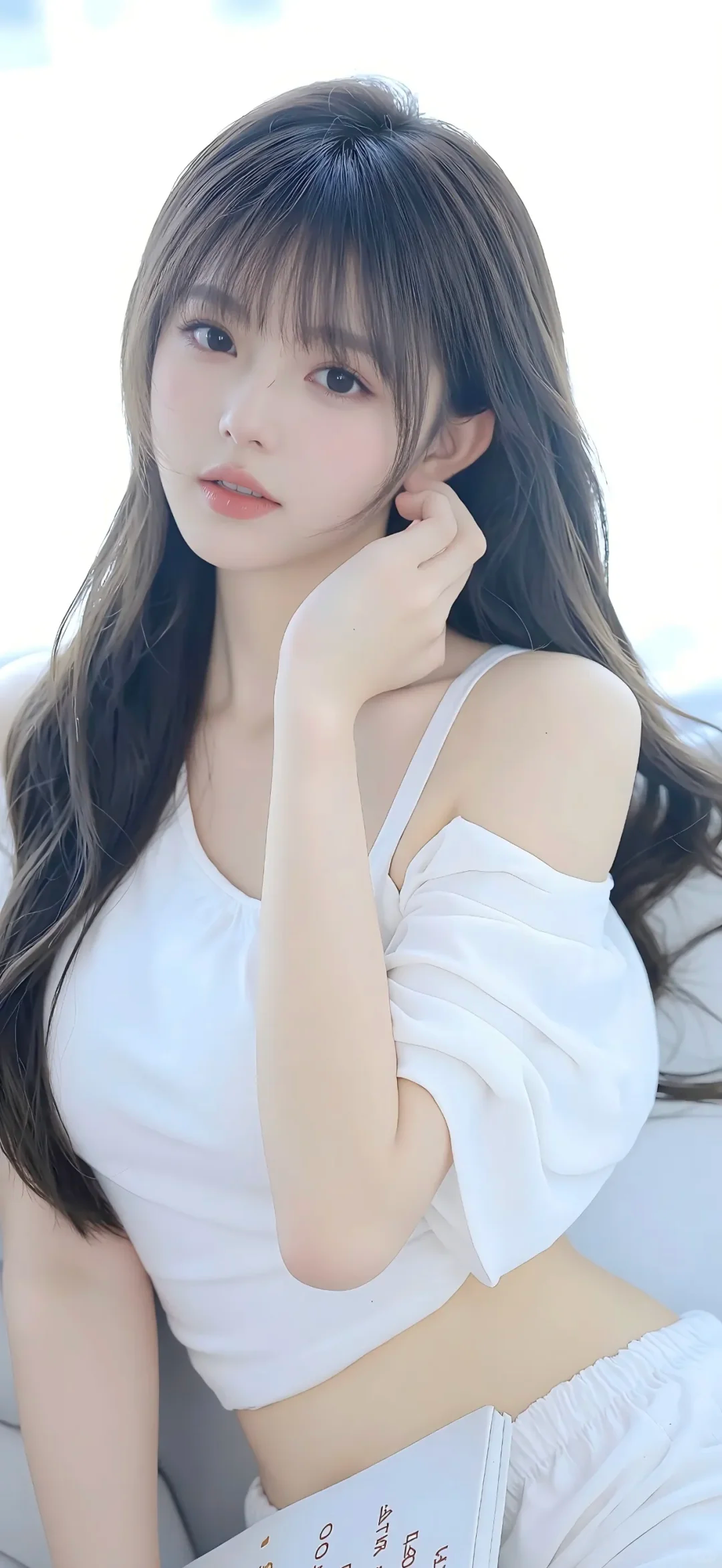 因为壁纸太美!送你一组美女壁纸!