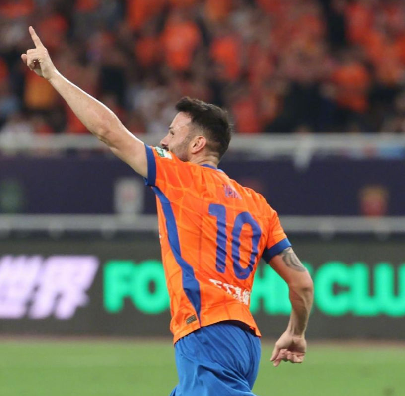 7场14球!格鲁吉亚梅西中超炸裂表现,泰山续约遭遇甜蜜烦恼