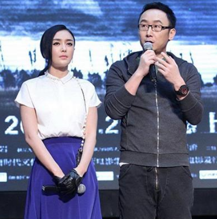 秦岚:痴爱两任男友被抛弃,如今恋上小10岁鲜肉,43岁依旧单身