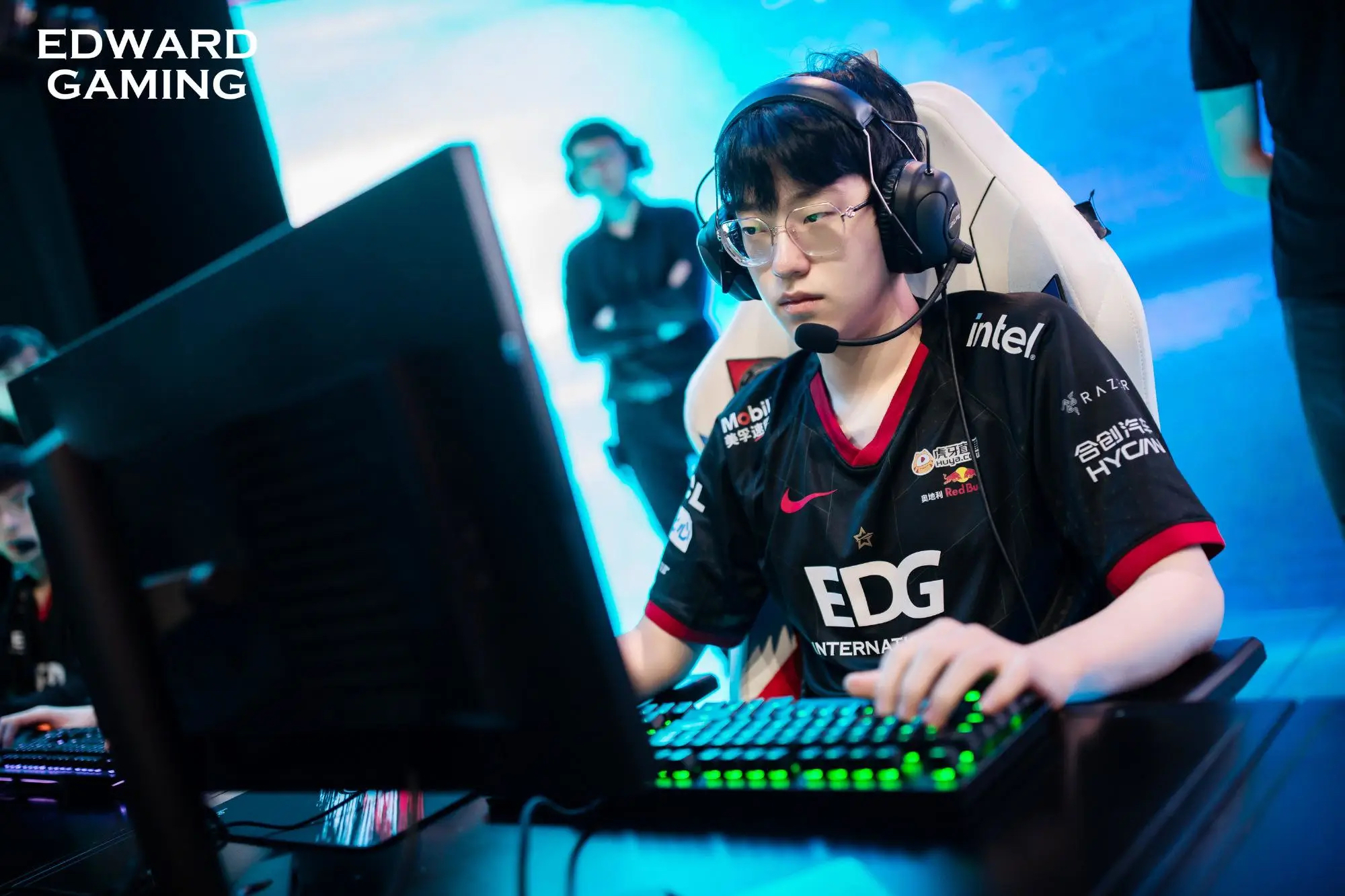 详细阅读:星空体育-Scout迎来十二赛季高光表现,TES球迷沸腾!的简单介绍 星空体育-Scout迎来十二赛季高光表现,TES球迷沸腾!的简单介绍