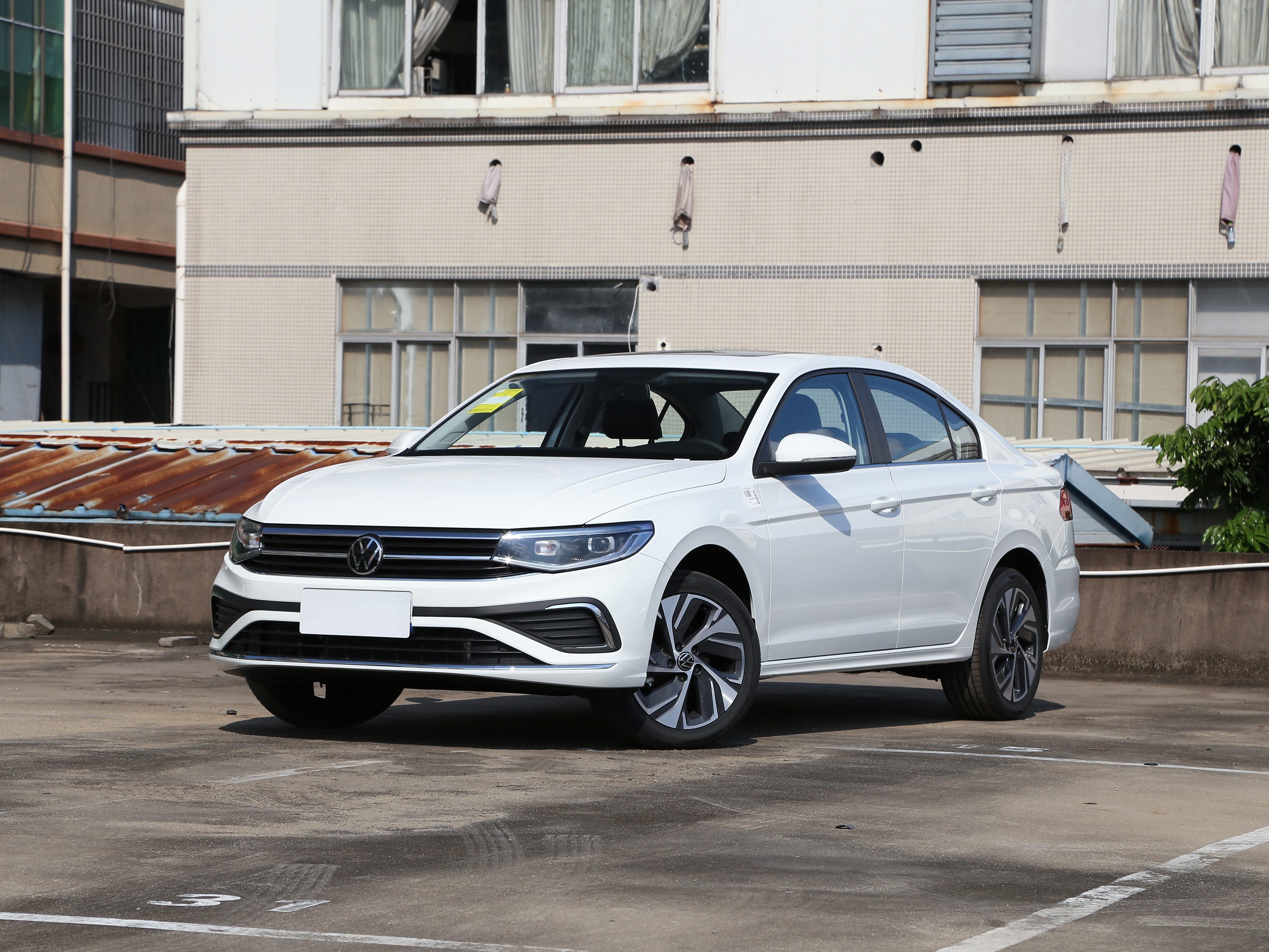 8万级家用suv,车长4672mm稳如牛,油耗仅5l多