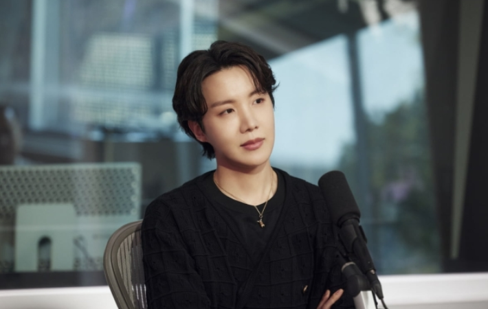 防弹少年团J-Hope公开新单曲创作幕后 以三支个人单曲项目回归乐坛