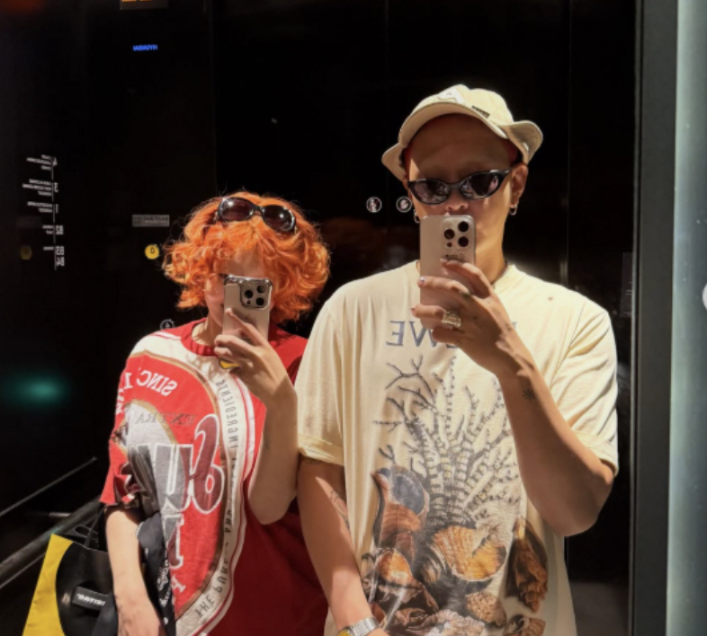 绯闻风波后更甜蜜！龙俊亨晒与泫雅甜蜜日常，昔日同门挚友终成眷属