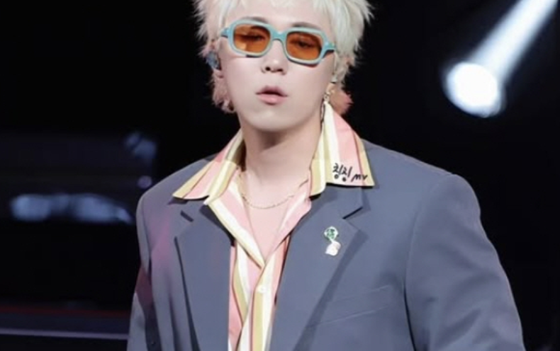 FTISLAND李洪基暖心安抚粉丝，争议成员崔敏焕国内复出舞台引热议