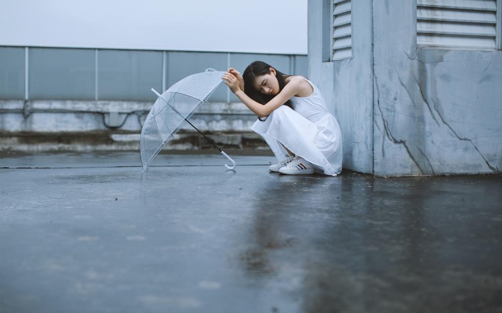 情人分手后,女人多久会变心?这两个女人说了实话
