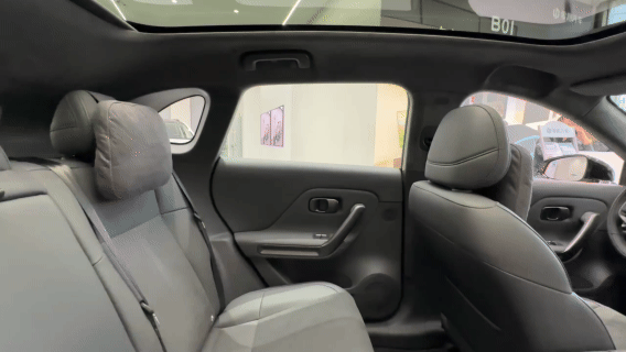 零跑lafa5,年轻人的第一台“拉法”,定价多少能月销过万呢?-有驾 零跑lafa5,年轻人的第一台“拉法”,定价多少能月销过万呢?-有驾