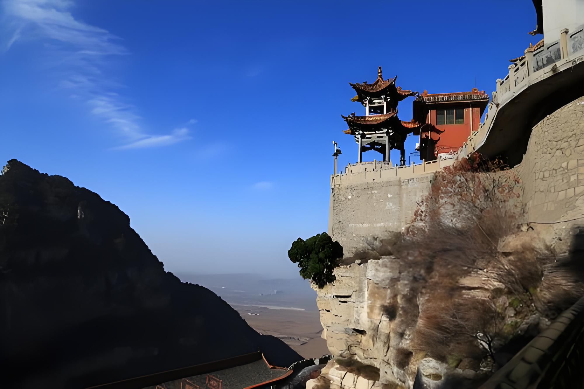 山西介休市旅游景点,张壁古堡与虹霁寺两大绝美古建等你来打卡!