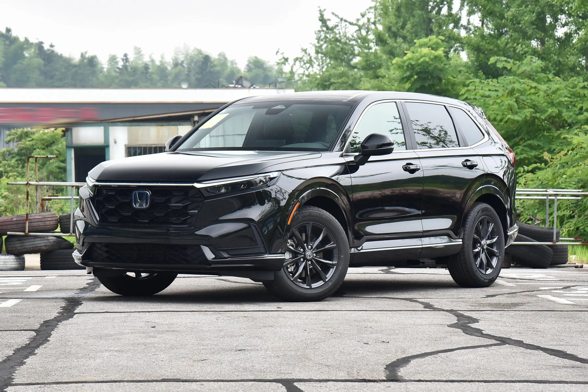 本田cr-v:时尚美学与高效混动的全能进化