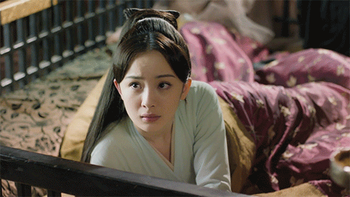 她在31岁时与90后演员黄子韬合作出演了偶像剧《谈判官》.