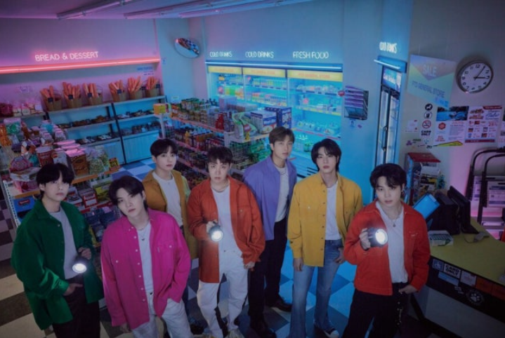 BTS再创历史！演唱会实况专辑空降公告牌Top 10，刷新韩国歌手最高纪录